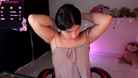 Stefany online show from 05-19-26, 07:20