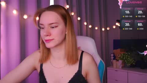 Snapshot of _ramona__ chatting on 01-31-25, 09:37 im Amy online show from 01-31-25, 09:37