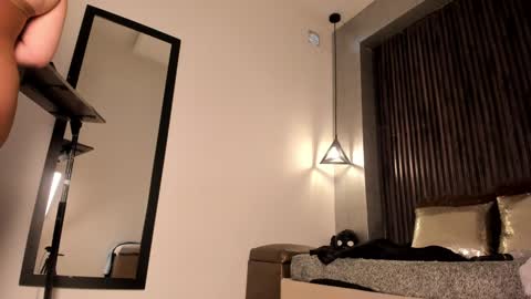 Snapshot of _rebecca1 chatting on 02-08-25, 06:44 rebecca online show from 02-08-25, 06:44