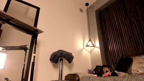 Snapshot of _rebecca1 chatting on 02-22-25, 11:24 rebecca online show from 02-22-25, 11:24