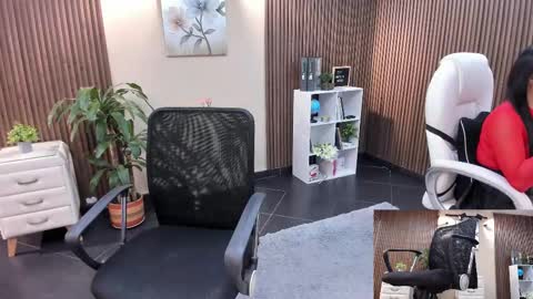 Snapshot of _redfoxxx_ chatting on 09-16-25, 07:15 You can tell me Mariana online show from 09-16-25, 07:15