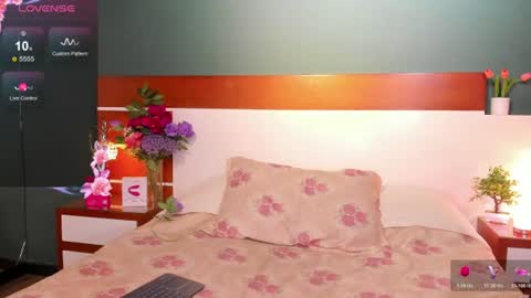 Snapshot of _redfoxxx_ chatting on 07-02-26, 11:27 You can tell me Mariana online show from 07-02-26, 11:27
