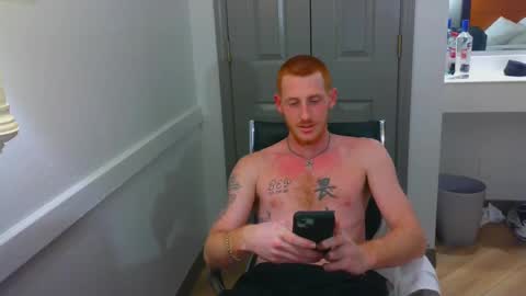 Snapshot of _redxxx chatting on 12-11-24, 10:16 REDxxx online show from 12-11-24, 10:16