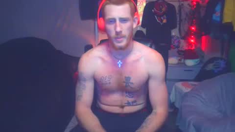 Snapshot of _redxxx chatting on 12-18-24, 03:00 REDxxx online show from 12-18-24, 03:00