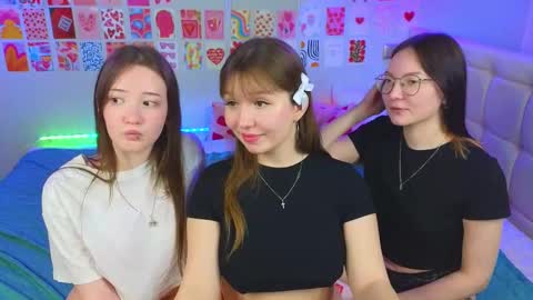 LISSAPVT IS OPEN online show from 03-12-25, 07:59