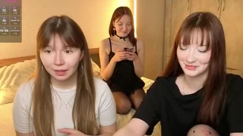 LISSAPVT IS OPEN online show from 04-11-26, 02:32