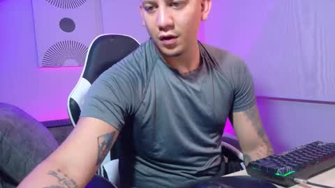 Roberto online show from 03-07-26, 06:54