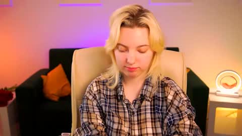 Snapshot of _rockstone_ chatting on 02-07-25, 11:23 Rock stone online show from 02-07-25, 11:23