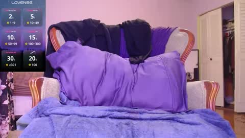 Snapshot of _rubyshy_ chatting on 11-19-25, 11:16 Ruby Shy online show from 11-19-25, 11:16