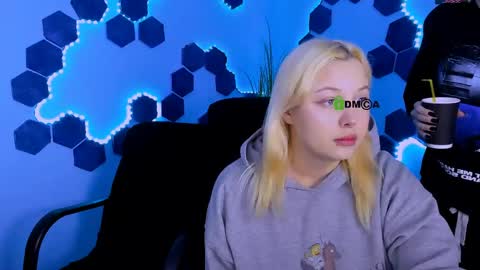 sabrina  online show from 03-18-26, 09:34