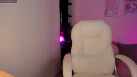   online show from 03-19-26, 12:20