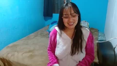 Snapshot of _sammanttha chatting on 12-18-24, 03:58 Sammy online show from 12-18-24, 03:58