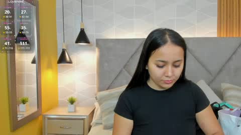 Snapshot of _sammy_fit chatting on 04-20-26, 12:19 Antonella online show from 04-20-26, 12:19