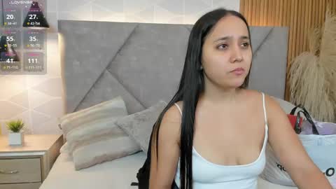 Snapshot of _sammy_fit chatting on 05-28-26, 12:24 Antonella online show from 05-28-26, 12:24
