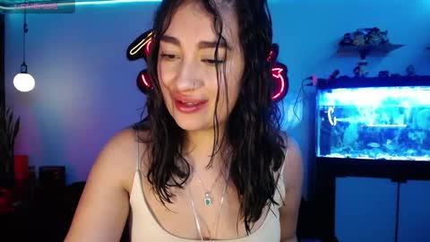 Snapshot of _santalove_ chatting on 12-02-24, 06:32 SantaLove online show from 12-02-24, 06:32