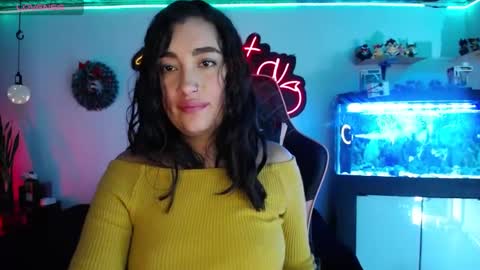 Snapshot of _santalove_ chatting on 12-13-24, 07:10 SantaLove online show from 12-13-24, 07:10