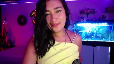 Snapshot of _santalove_ chatting on 12-17-24, 10:22 SantaLove online show from 12-17-24, 10:22