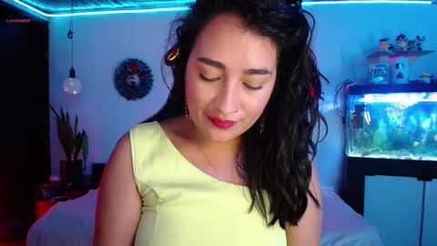 Snapshot of _santalove_ chatting on 01-11-25, 12:22 SantaLove online show from 01-11-25, 12:22