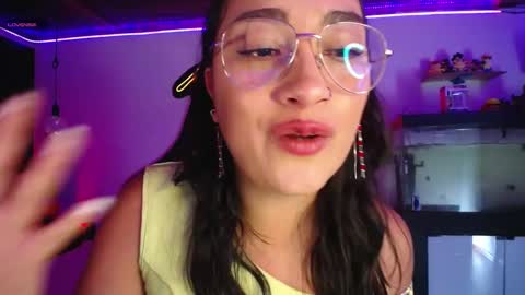 Snapshot of _santalove_ chatting on 01-22-25, 09:32 SantaLove online show from 01-22-25, 09:32