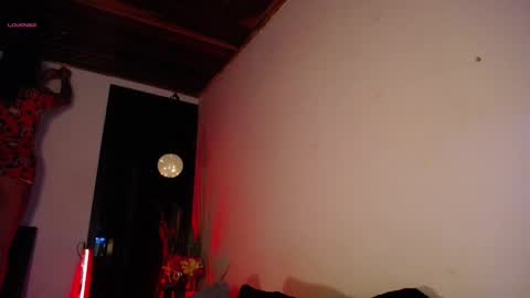 Snapshot of _santalove_ chatting on 01-25-25, 11:32 SantaLove online show from 01-25-25, 11:32