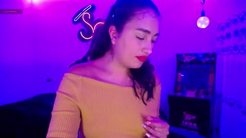 Snapshot of _santalove_ chatting on 02-07-25, 12:31 SantaLove online show from 02-07-25, 12:31