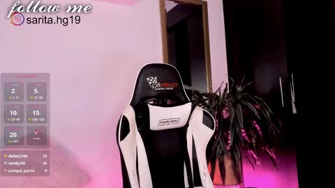 Snapshot of _sara_hernandez chatting on 02-03-25, 10:25 Sara intagram online show from 02-03-25, 10:25