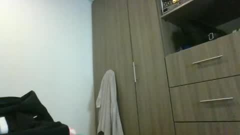 Snapshot of _sarahh_0hh chatting on 12-17-24, 03:28 Sarah online show from 12-17-24, 03:28