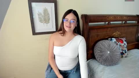 Snapshot of _sarahh_0hh chatting on 11-13-25, 02:16 Sarah online show from 11-13-25, 02:16