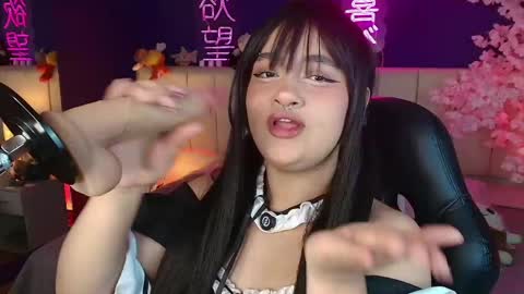 Sara online show from 05-19-26, 04:30