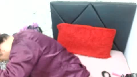 _saraximena_ online show from 07-04-26, 01:39