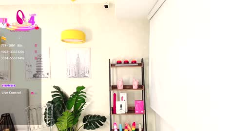 Snapshot of _sassy_girl chatting on 02-26-25, 12:38 Sassy Girl online show from 02-26-25, 12:38