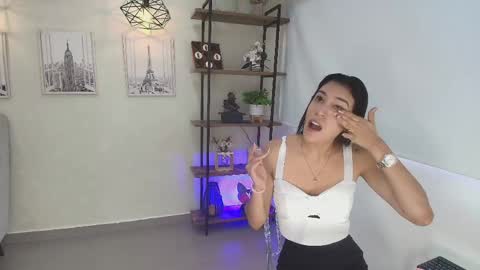 Snapshot of _sassy_girl chatting on 04-27-26, 06:28 Sassy Girl online show from 04-27-26, 06:28