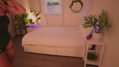 Snapshot of _savii chatting on 11-23-25, 04:51 Savii online show from 11-23-25, 04:51