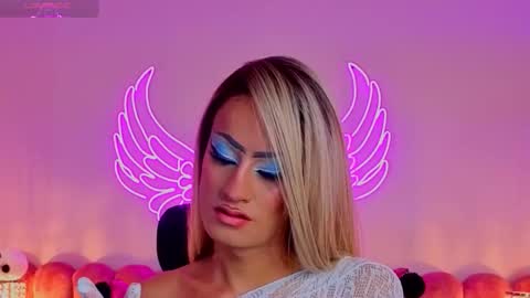 Scarlett online show from 10-25-25, 01:18