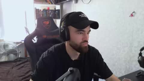 Ask me online show from 09-09-25, 06:02