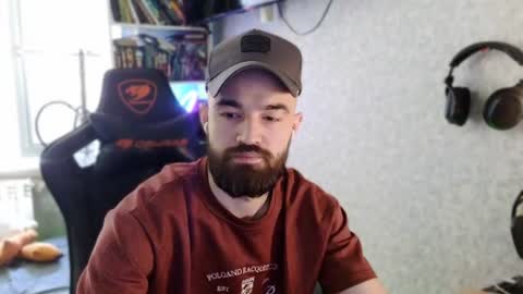 Snapshot of _serious_man chatting on 06-23-26, 11:41 Ask me online show from 06-23-26, 11:41