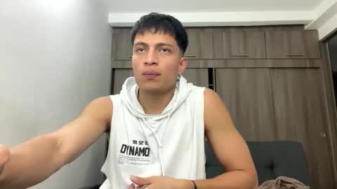 Juan Pablo-independent model online show from 03-20-26, 12:59