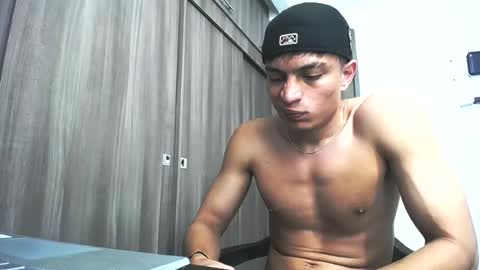 Snapshot of _sexy_jack chatting on 06-12-26, 11:25 Juan Pablo-independent model online show from 06-12-26, 11:25