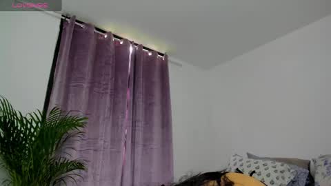Snapshot of _sexy_star_ chatting on 02-22-25, 09:04 E T H A N S T A R online show from 02-22-25, 09:04