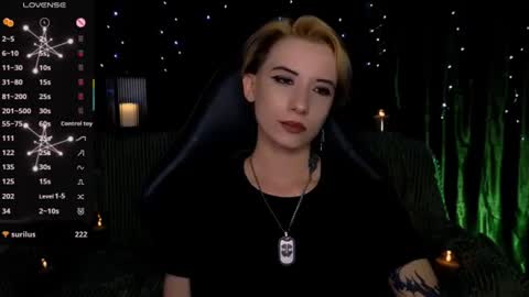 Snapshot of _shadow_devil__ chatting on 07-24-26, 05:33 Alex online show from 07-24-26, 05:33