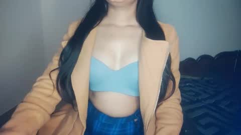 _shalini_0 online show from 12-21-25, 11:12