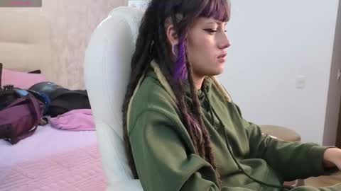 _sharlotte777 online show from 01-14-26, 12:44