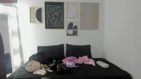 Snapshot of _sharlotte777 chatting on 02-04-26, 12:44 _sharlotte777 online show from 02-04-26, 12:44