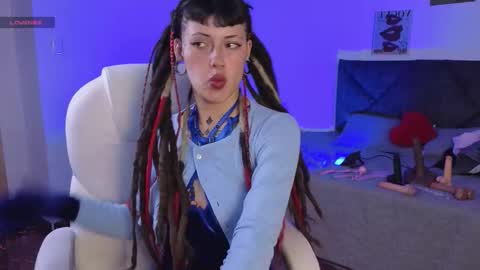 Snapshot of _sharlotte777 chatting on 02-17-26, 02:13 _sharlotte777 online show from 02-17-26, 02:13