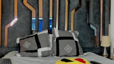 Snapshot of _silvia_vega_ chatting on 02-22-25, 08:20 _silvia_vega_ online show from 02-22-25, 08:20