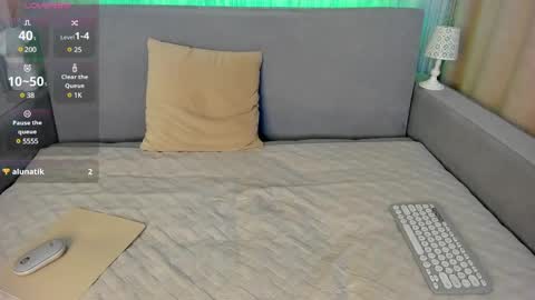 _smetanka_ online show from 02-08-25, 06:01