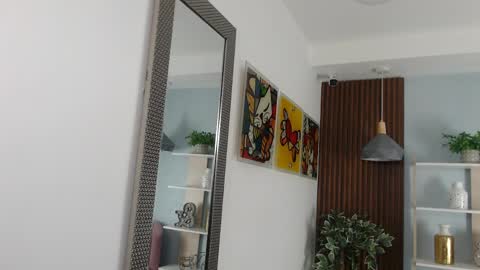 Sofia online show from 05-13-26, 11:07