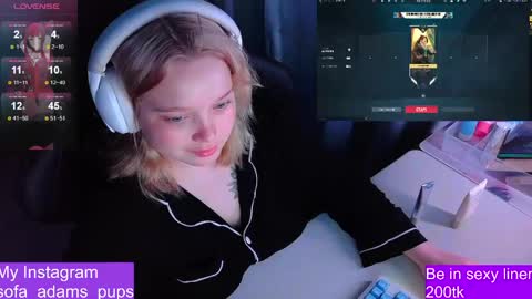 Snapshot of _sofia_adam_ chatting on 05-23-26, 05:34 pups online show from 05-23-26, 05:34