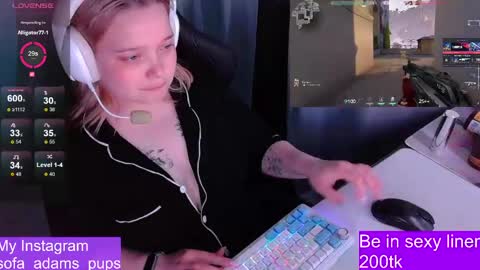 Snapshot of _sofia_adam_ chatting on 06-10-26, 06:12 pups online show from 06-10-26, 06:12