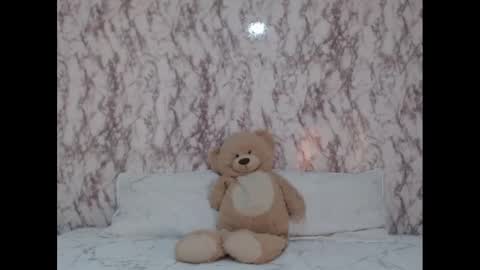 Snapshot of _sofiaparker_ chatting on 01-10-25, 07:57 Sofia Parker online show from 01-10-25, 07:57